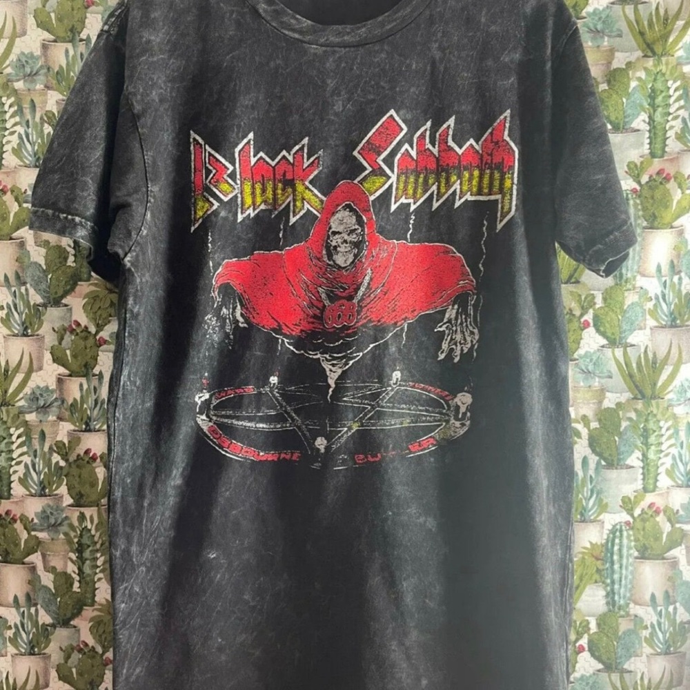 Deadstock Black Sabbath Pentagram Skeleton tee